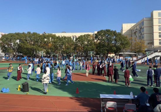 阳光体育跳踢比赛